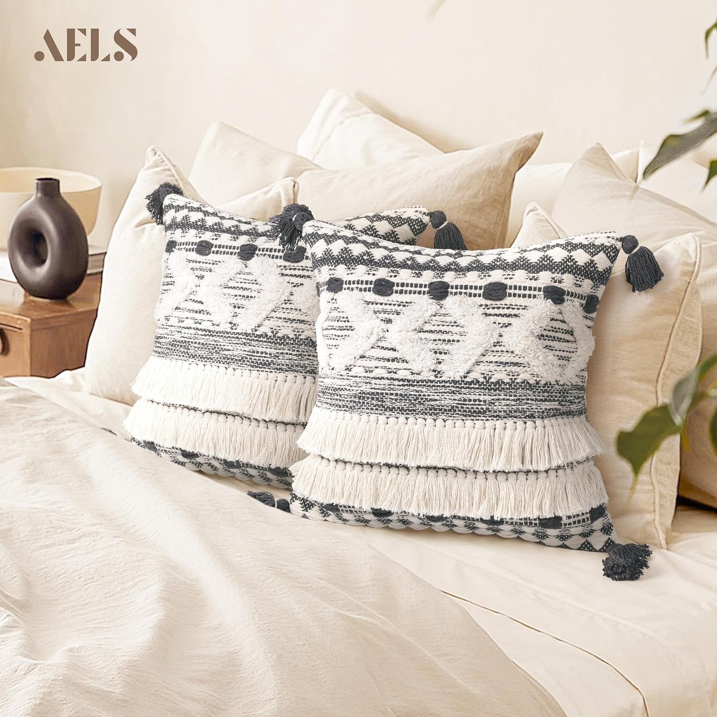 AELS Boho Decorative Throw Pillow Covers with Fringes and Tassels 18x18, Mid Century Tufted Accent Pillow Case, Woven Textured Modern Farmhouse Neutral Cushion Case for Bed Couch Sofa, Beige