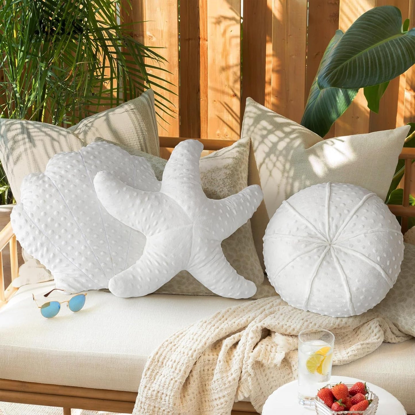 AELS Coastal Throw Pillows Set of 2, Starfish Shell Pillows, Beach Ocean Nautical Themed Smooth Soft Minky Decorative Throw Pillows, Cute Pillow for Couch Sofa Bed Living Room Bedroom Nursery, White
