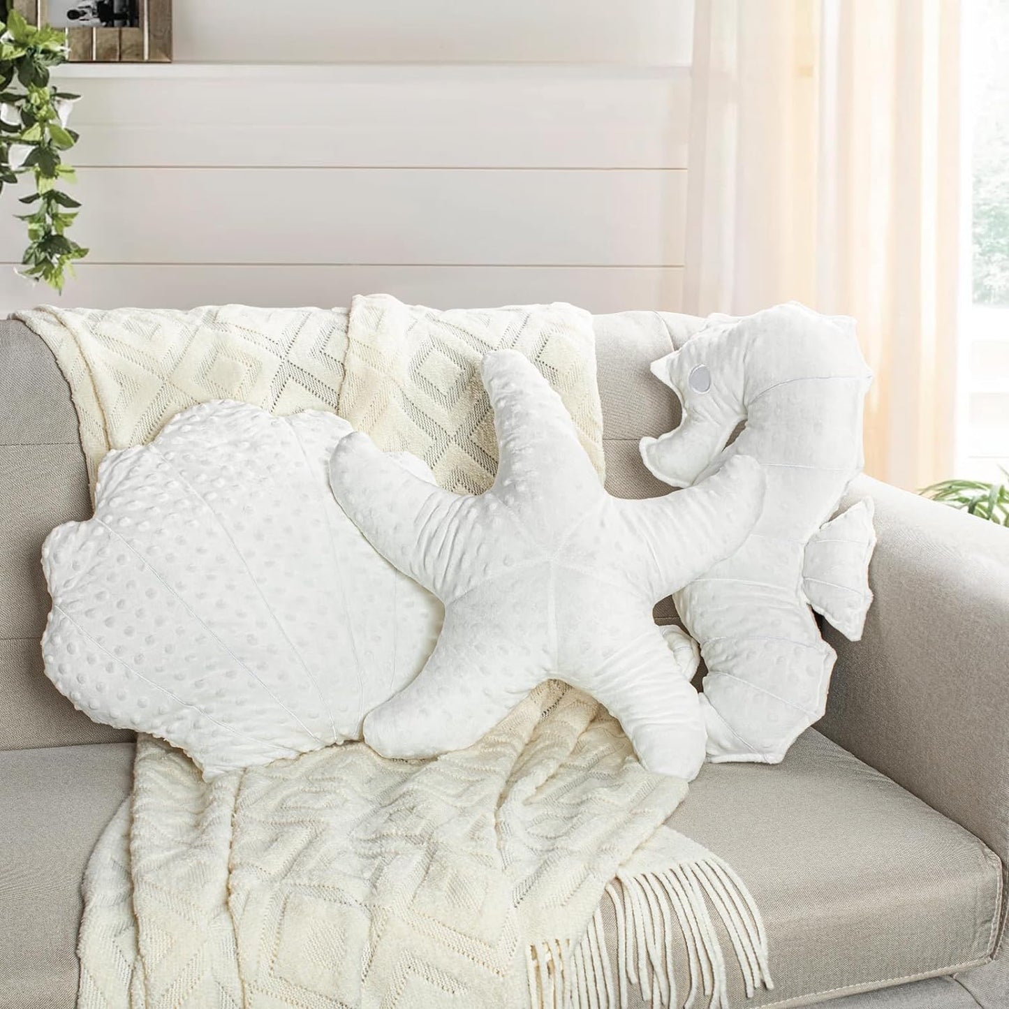 AELS Coastal Throw Pillows Set of 2, Starfish Shell Pillows, Beach Ocean Nautical Themed Smooth Soft Minky Decorative Throw Pillows, Cute Pillow for Couch Sofa Bed Living Room Bedroom Nursery, White