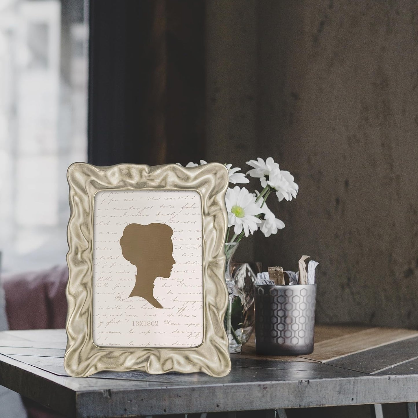 AELS 5x7 Inch Satin Nickel Ruffled Textured Scalloped Picture Frame, Wavy Organic Modern Mid Century Modern Antique Photo Frame with Glass Front, Tabletop Wall Hanging, Gift Ideas