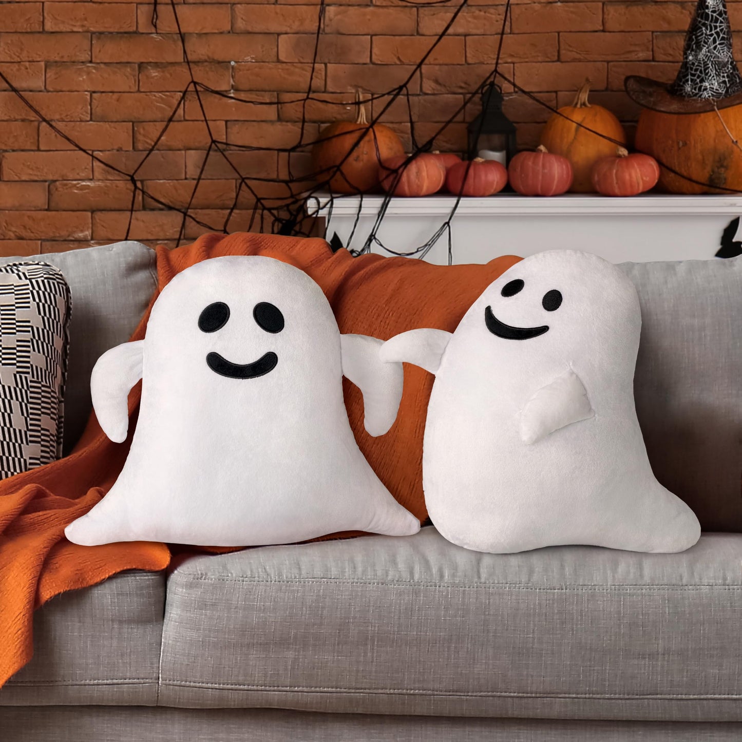 AELS Ghost Decorative Throw Pillow Cover Set of 3, Halloween Decorations, 19.6" &17.3" &15.7" Halloween Pillows Case for Holiday Party Home, Decor for Living Room Bedroom, Cover ONLY, Without Insert