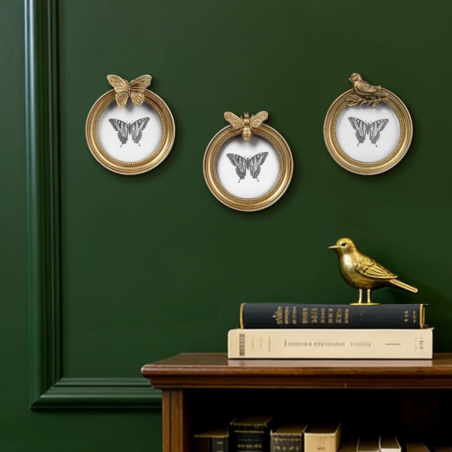 AELS 3.5 Inch Small Vintage Picture Frames Set of 3, Round Antique Photo Frames Set with Glass Front, Photo Display, Tabletop Wall Hanging, Gift Ideas, Golden