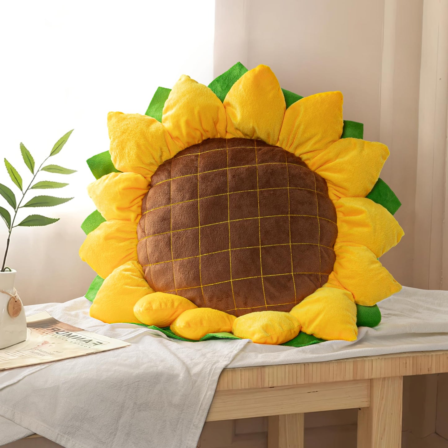 AELS 20.4" Sunflower Pillow, 3D Decorative Throw Pillow, Cute Sunflower Decor for Plant Lover, Sofa Couch Living Room Bedroom Nursery Decor, Yellow