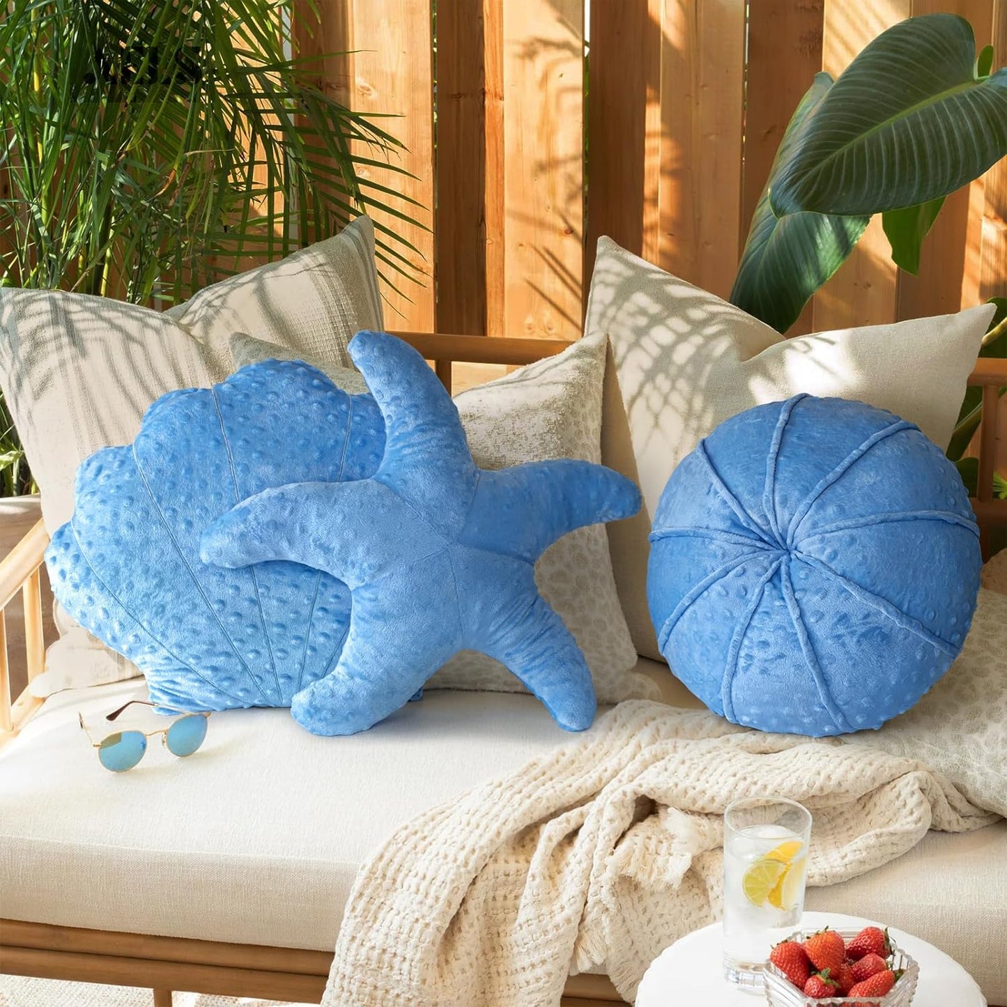 AELS Coastal Throw Pillows Set of 2, Starfish Shell Pillows, Beach Ocean Nautical Themed Smooth Soft Minky Decorative Throw Pillows, Cute Pillow for Couch Sofa Bed Living Room Bedroom Nursery, White