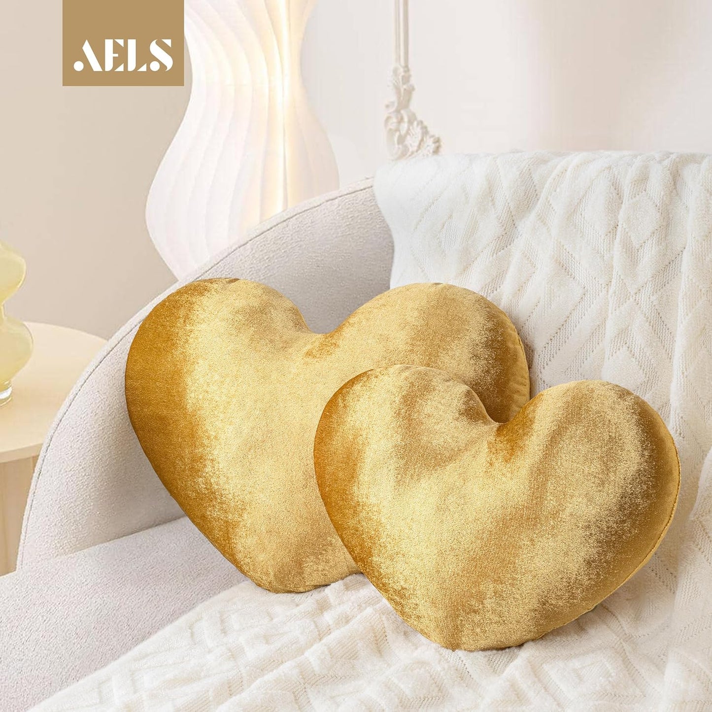 AELS Heart Shaped Pillow, 20 Inches Heart Decorative Throw Pillows, Faux Fur Love Pillows Cute Pillow, Valentines Day Decorations, Wedding Decor, Living Room Bedroom Nursery Decor, White