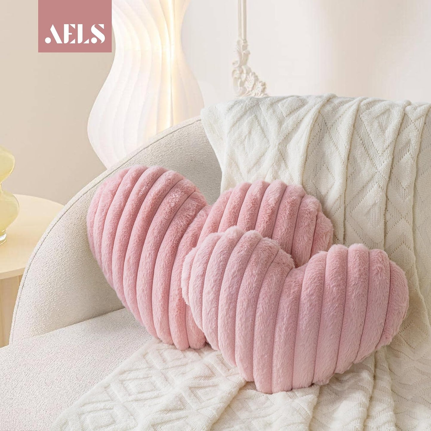 AELS Heart Shaped Pillow, 20 Inches Heart Decorative Throw Pillows, Faux Fur Love Pillows Cute Pillow, Valentines Day Decorations, Wedding Decor, Living Room Bedroom Nursery Decor, White